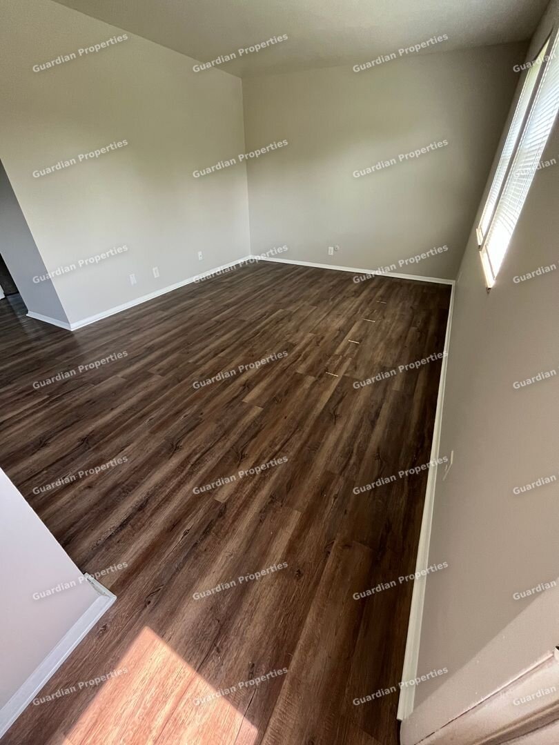 4600 Rolling Ridge Ct. Evansville, IN 47712