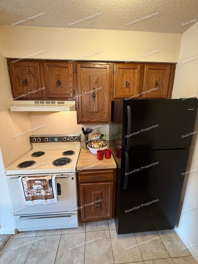 4976 Lakeside Court Evansville, IN 47712