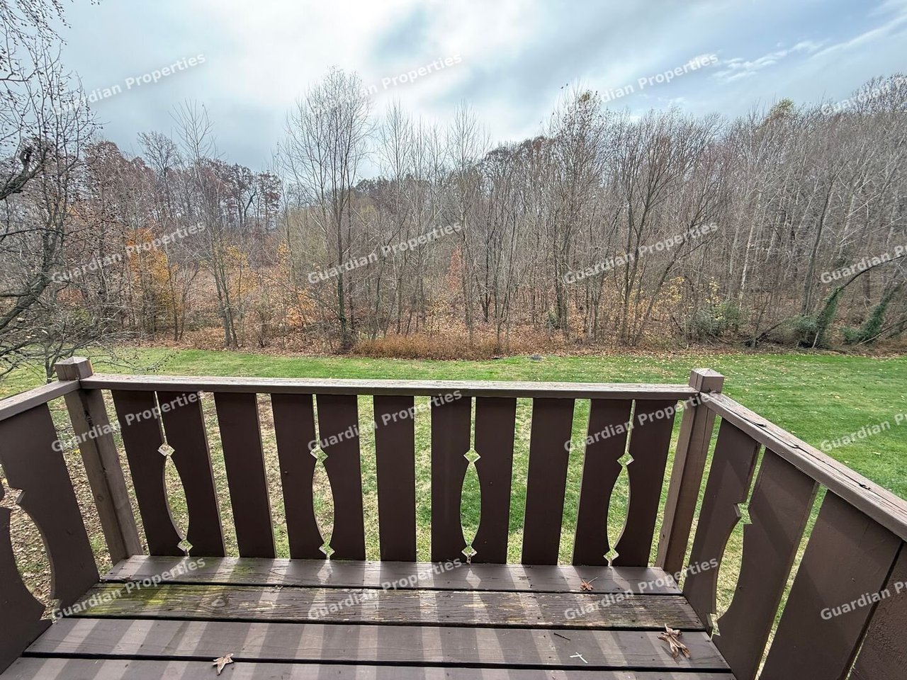 4976 Lakeside Court Evansville, IN 47712