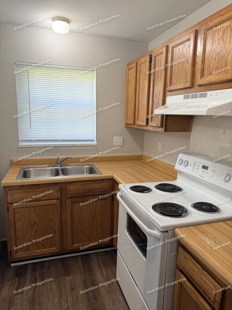 4503 Lakeside Dr. Evansville, IN 47712