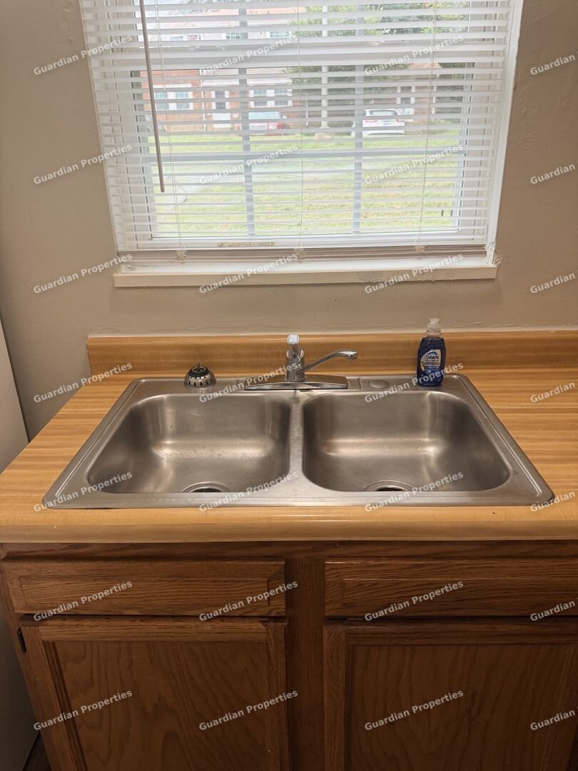 4503 Lakeside Dr. Evansville, IN 47712
