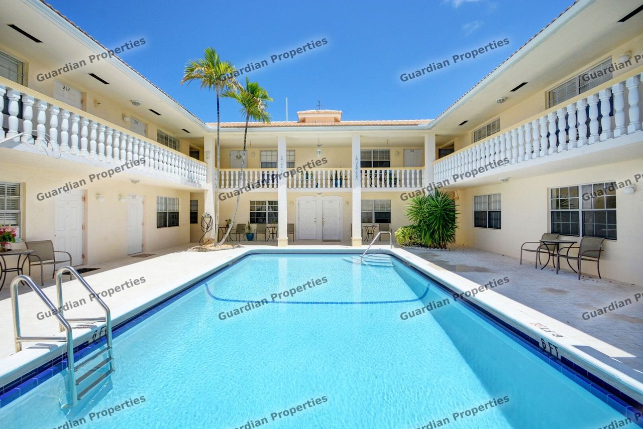 830 N Riverside Unit 212 Pompano Beach, FL 33062