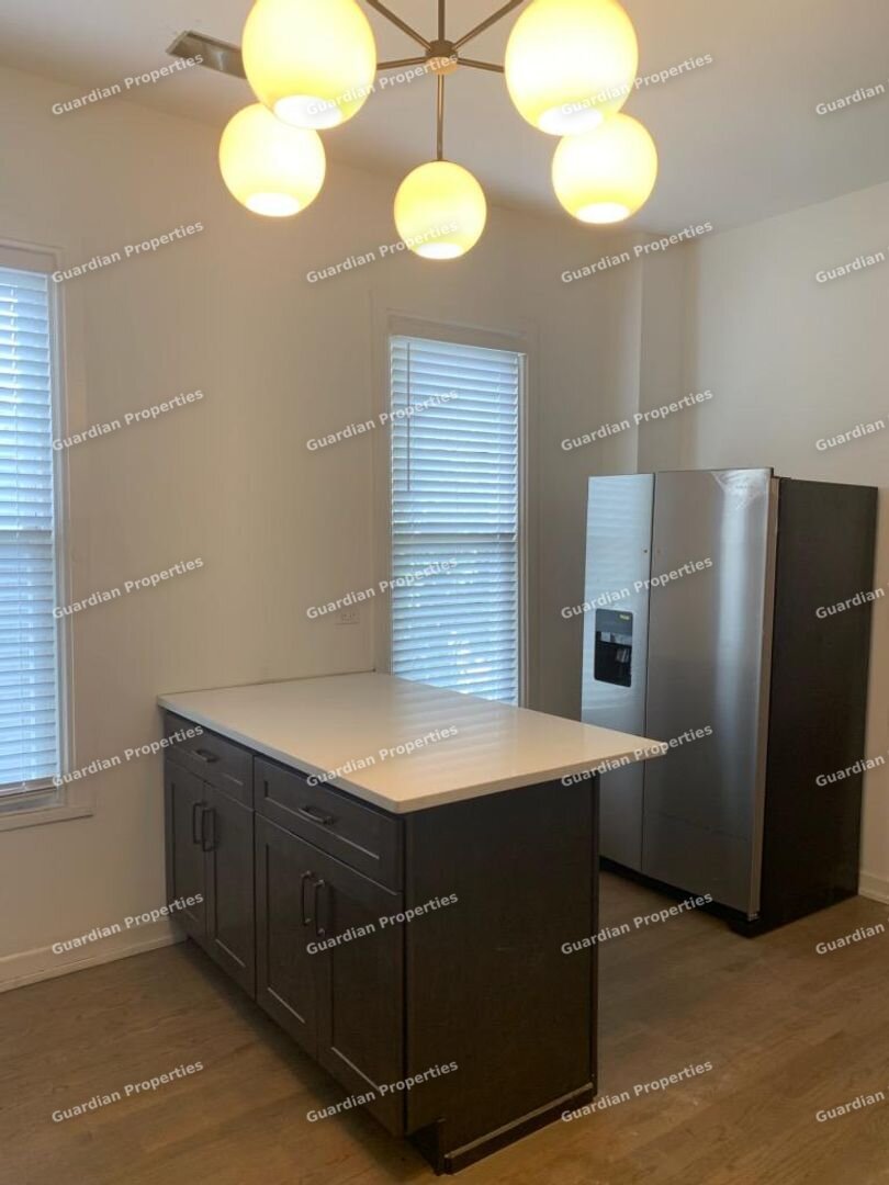 1401 North Oakley Boulevard Unit 1F Chicago, IL 60622