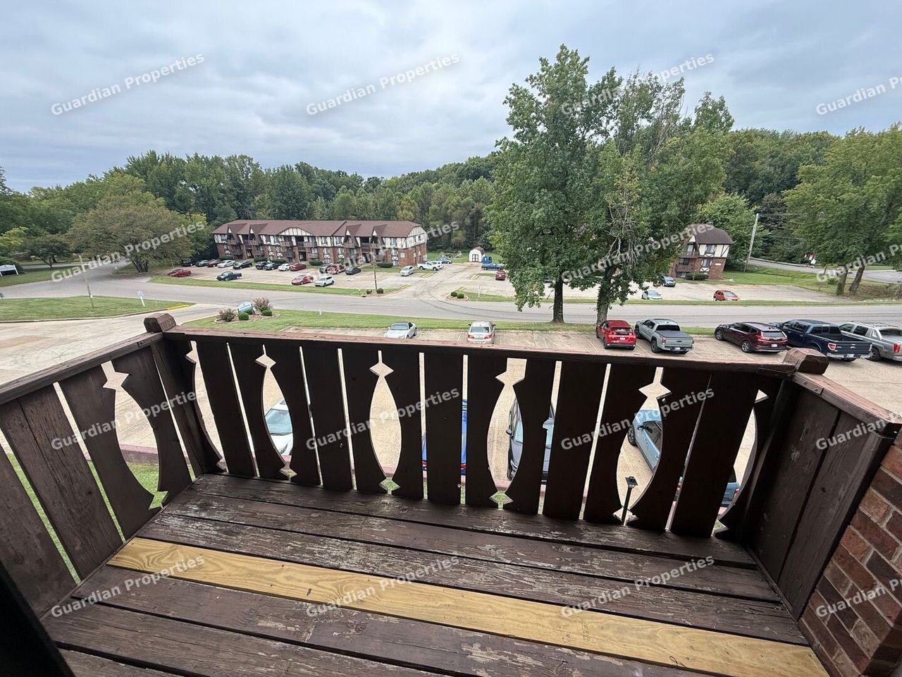 5037 Lakeside Court Evansville, IN 47712