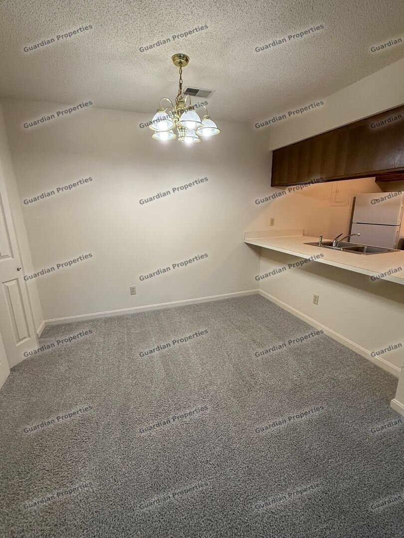 5067 Lakeside Court Evansville, IN 47712