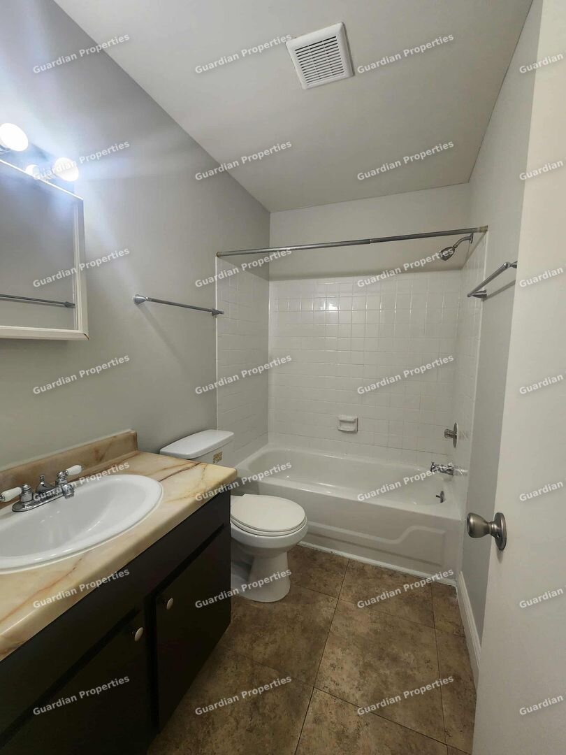 368 South Rosenberger Unit K Evansville, IN 47712