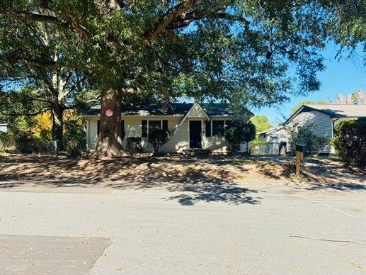 1210 Cardinal