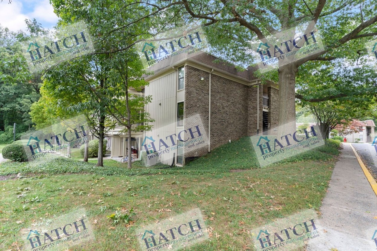 5766 Rexford Court, Unit M Springfield, VA 22152